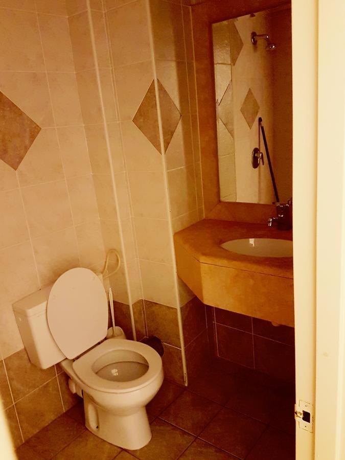 Faulty Towers Hotel エイラート エクステリア 写真